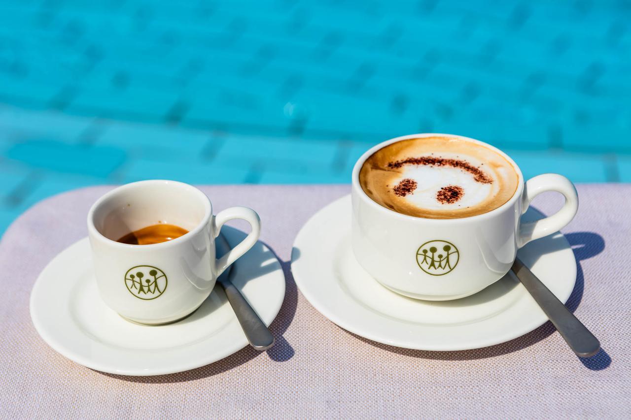 Le Torri Del Garda Familyspa Resort Тори дел Бенако Екстериор снимка